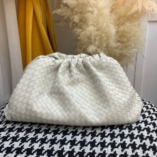 보테가 베네타 파우치백